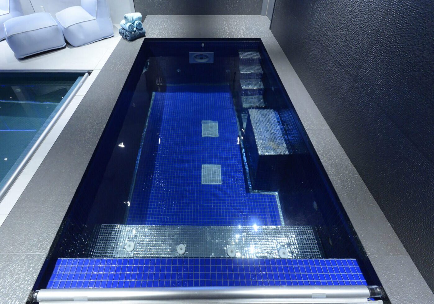 Luxurious pool with sleek modern design